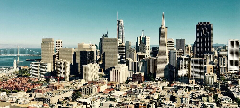 San Francisco city skyline on a clear day